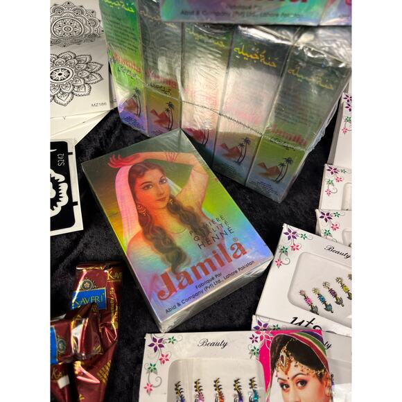 Henna And Decorative Jewelry - Picture 2 of 5